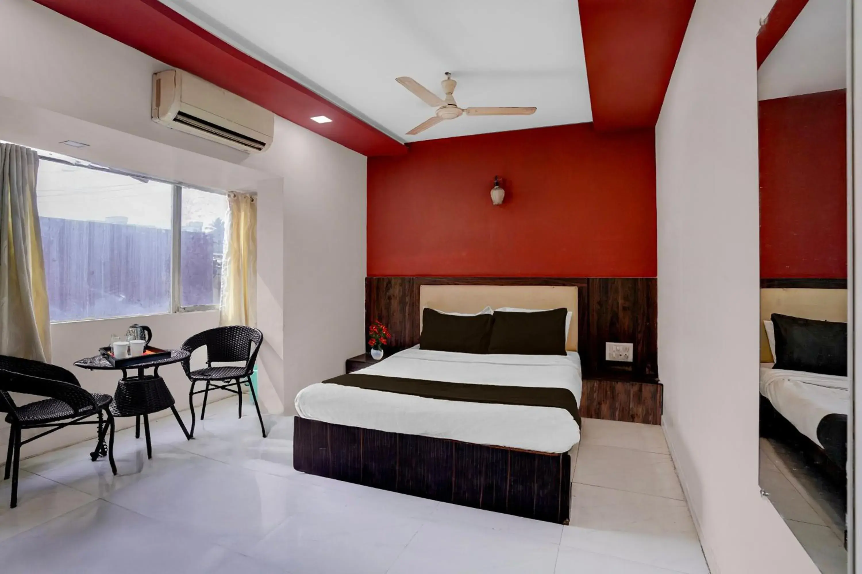Classic Triple Room - single occupancy in Collection O Asalpha Metro Station Formerly Venture Grand Classic Triple Room - single occupancy in Collection O Asalpha Metro Station Formerly Venture Grand