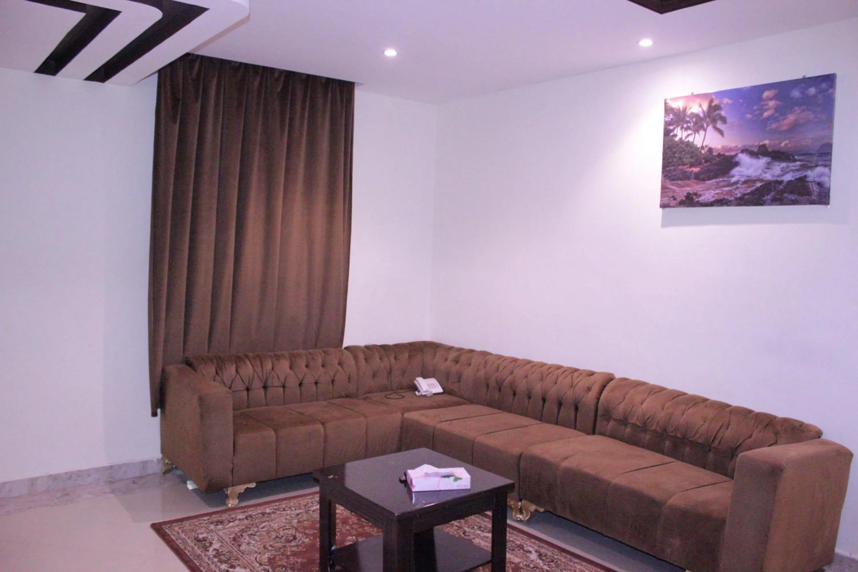 AL Tamayoz Al Raqi - Al Salamah branch