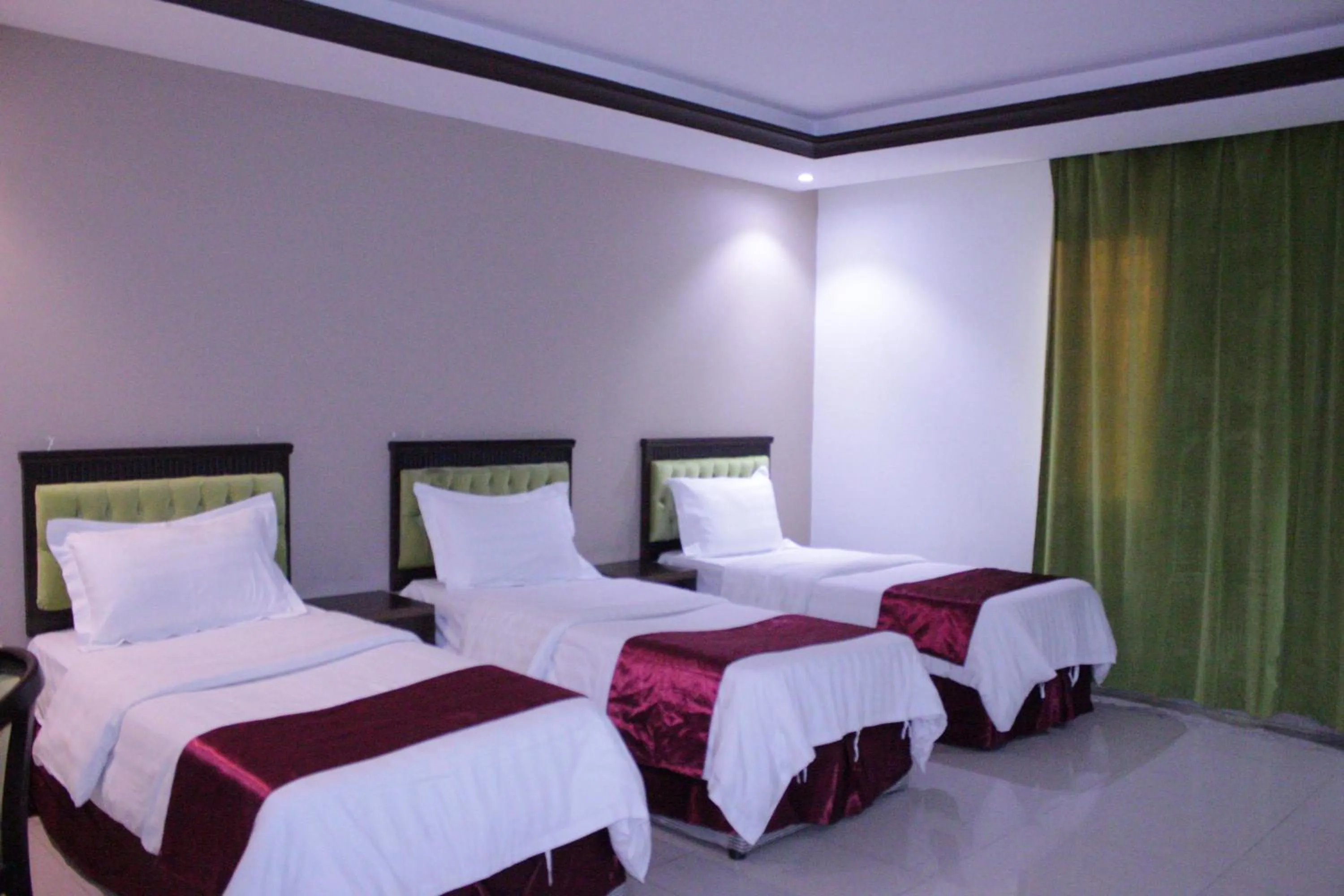 Bed in AL Tamayoz Al Raqi - Al Salamah branch