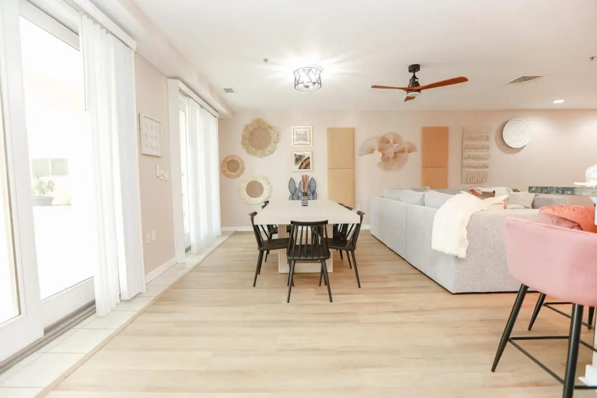 Bed in Sojourn Sanctuary Seaside Escape 3 BR