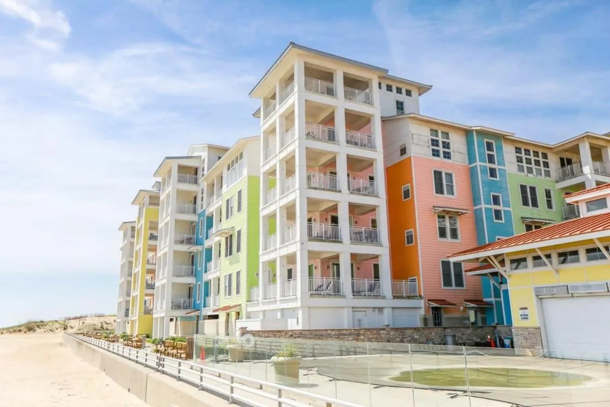 Sojourn Sanctuary Seaside Escape 3 BR