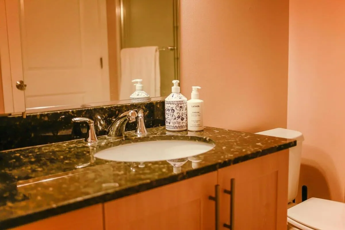 Sojourn Sanctuary Seaside Escape 3 BR