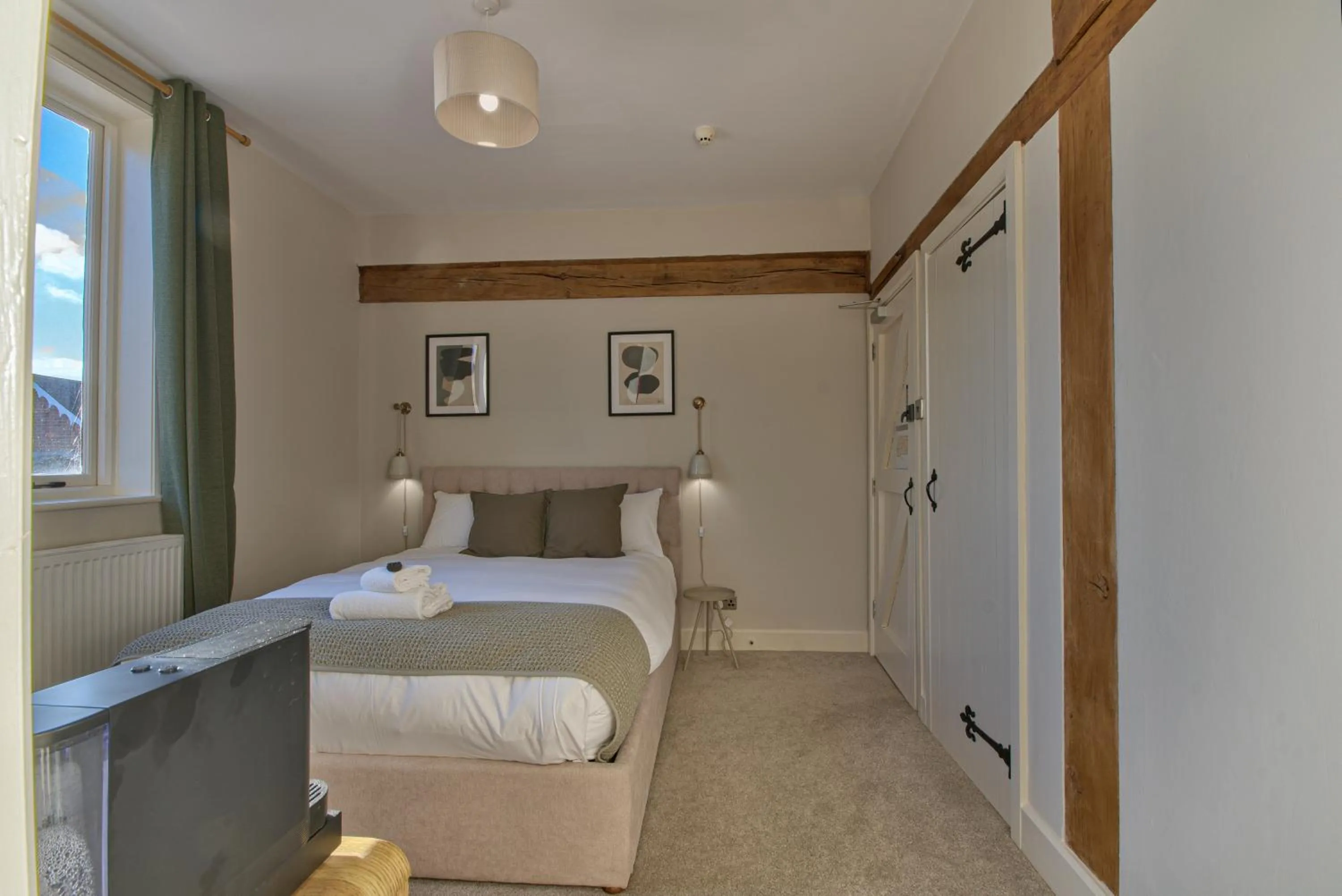 Bed in The Royal Oak