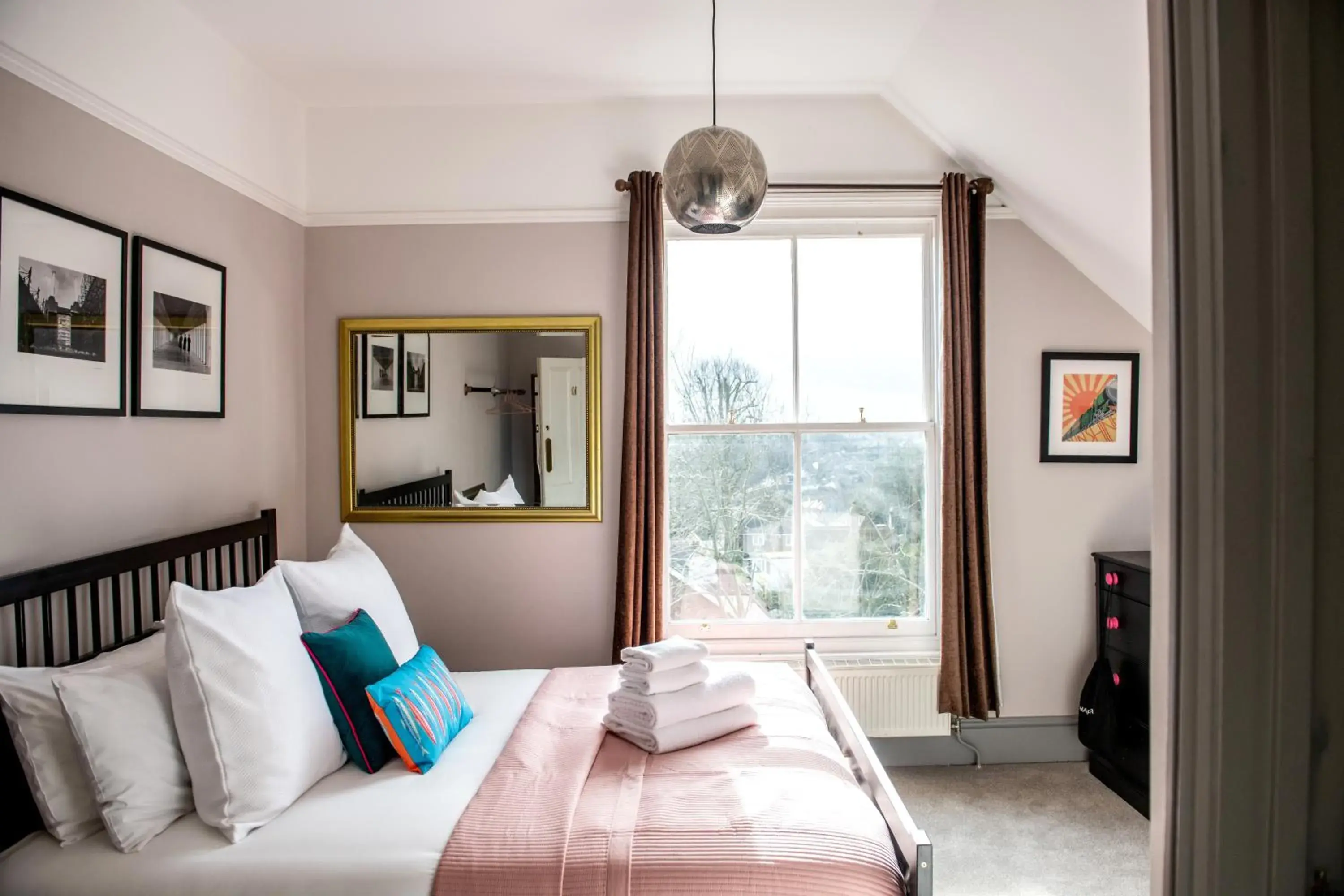 Double Room in The Royal Oak Double Room in The Royal Oak