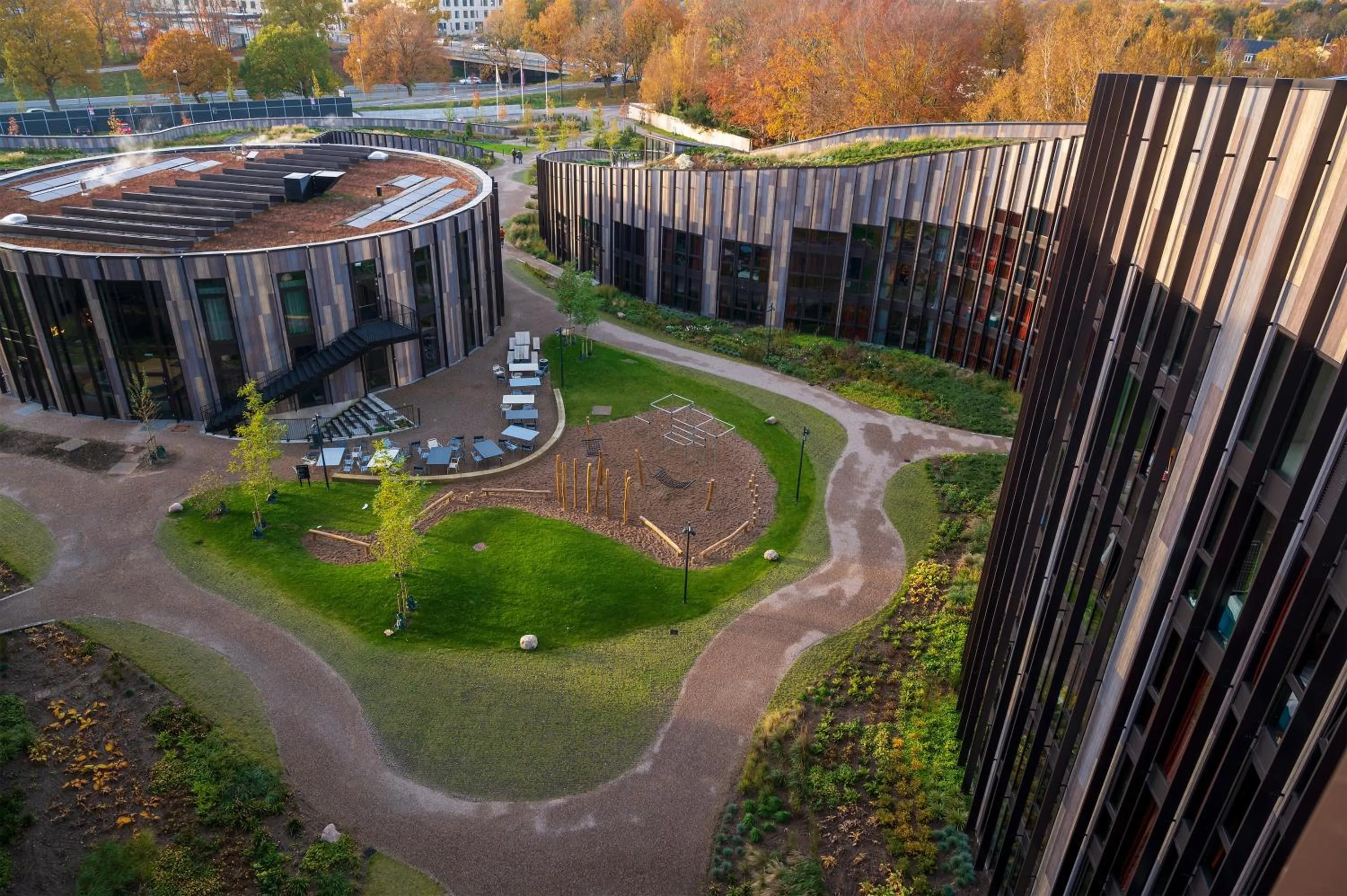 Inner courtyard view in The Forest apartments by Daniel&Jacob's